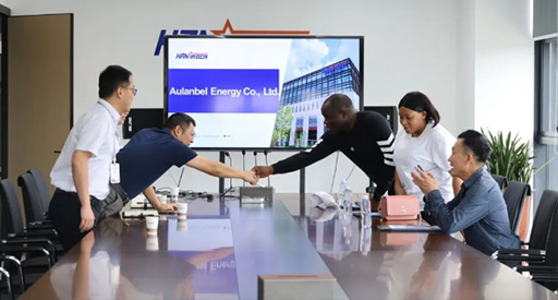 Cross-border business development | Zambian customers visited Hanxing Energy and had in-depth exchanges